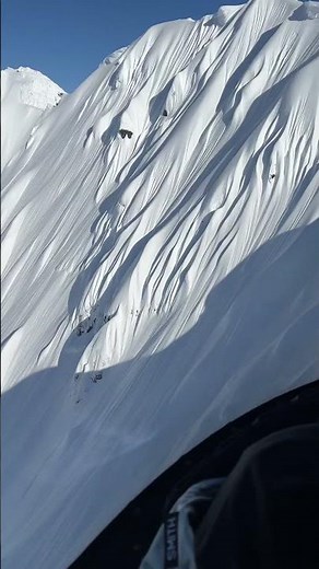 Heli skiing with @silvertonmountainguides is simple… fly, ski, fly ski #heliskiing