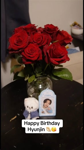 Celebrating Hyunjin's special day 💚🌹 #hyunjin #현진 #birthday