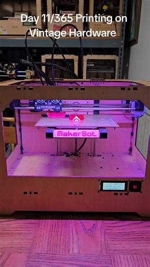 Day 11/365 Printing on Vintage Hardware. 2012 Replicator Dual.
