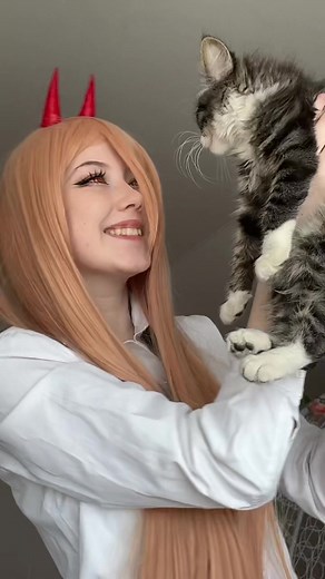 Epic Chainsaw Man Cosplay by Tyan | Power Cosplay Video