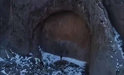 Massive Hidden ‘Doorway’ Discovered in Central Asia — Experts Wondering What’s Behind