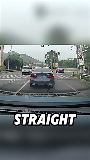 An avoidable intersection confrontation #automobile #dashcam