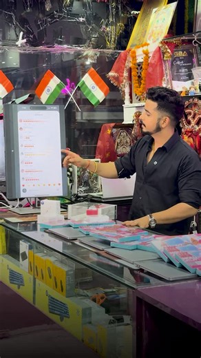 Ravi kumar on Instagram: "#avnilaptopsolutionnehruplace #avnigamingpc #avnilaptopsolution"