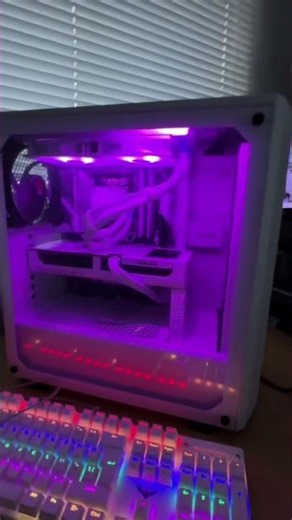 This White Gaming PC Is Absolutely Clean 🔥 #pcbuild #gaming #aesthetic