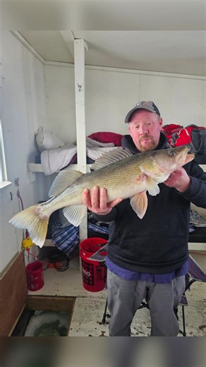Last week on Lake of the Woods delivered again 🎣 From January 12–18, 2026, guests at Border View Lodge were landing some incredible fish. Take a look at last week’s catches and see why winter fishing here is always worth the trip. 📞 Book your ice fishing trip: (800) 776-3474 #BorderViewLodge #LakeOfTheWoods #IceFishing #FishingReport #MinnesotaFishing #WinterFishing #BigCatches #Explore #ExplorePage #Fishing #icefishingminnesota