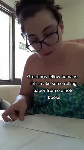 DIY Paper Rolling Tutorial Using Notebook Paper
