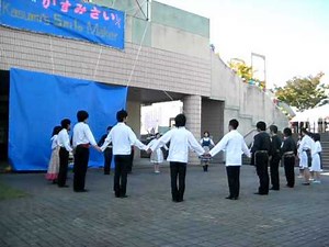 folk dance "マイムマイム"