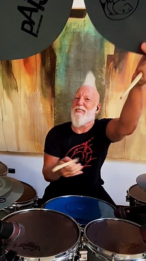 Congratulations & Best Wishes to David Coverdale‼️ @whitesnake @whitesnake_lovers2018 @whitesnake_fanlove01 #drums #miketerrana #drumlife #vicfirth #remopercussion #trickdrums #teamremo #paiste #seelectronics #video #videooftheday #drumcover #drumlife #trickpedals #skygeldamperpad #drummer #drumcraft #bethepulse #drumcraftdrums #davidcoverdale #whitesnake #stillofthenight #retirement #tribute #bestwishes #congratulations | Mike Terrana