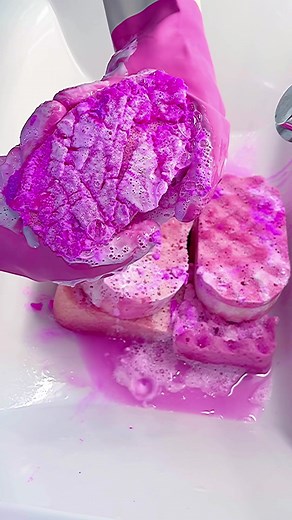 #asmrsponge #asmrsounds #satisfyingasmr #spongesqueezing #soapsqueezing #asmrspongerinsing #spongerinsing #pinksponge #spongeshop #スポンジ