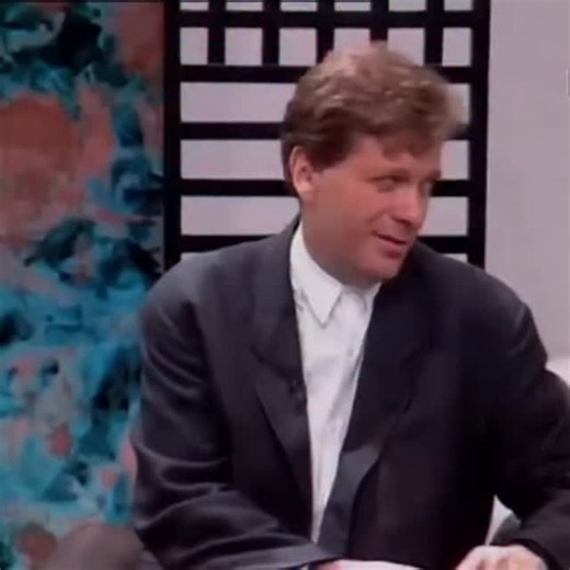 Kin on Instagram: "That bassline doesn’t walk, it flows. Mani turned rhythm into gravity on Waterfall. This reel pays tribute to a bassist who proved restraint could be revolutionary. Waterfall by The Stone Roses isn’t just Madchester history it’s a masterclass in feel. At the heart of it is Mani (Gary Mounfield), whose bassline doesn’t demand attention but quietly becomes the song’s spine. Mani’s playing style was never about flash. It was melodic, circular, almost hypnotic borrowing from funk,