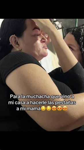 Cómo poner pestañas: tutorial de belleza