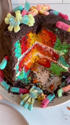 Earth Core Cake with Gummy Worms and Spiders | Cake Decorating Ideas