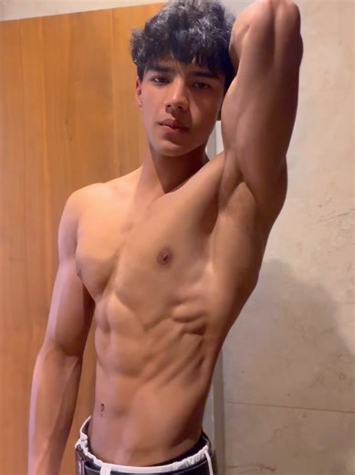 Latihan Efektif untuk Perut Sixpack yang Terlihat
