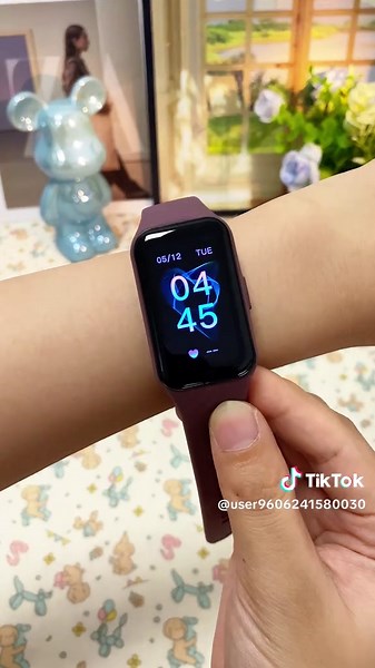¿Alguna vez has visto un reloj inteligente que se pueda llevar para nadar? Admite la frecuencia cardíaca, el oxígeno en la sangre y otras funciones para detectar y tiene una batería de larga duración. #ofertas #rebajas #Ofertasdeprimavera #tiktokshop #reloj