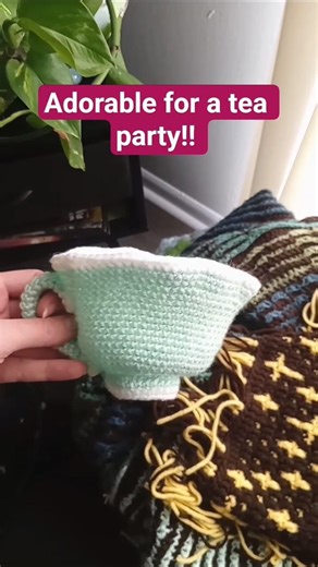 Making a... Tea Cup ☕︎ #crochet #crochetpatterns #kawaii