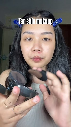 Tan Skin Makeup tutorial! Using @makeoverid Powerstay & Hydrastay Cushion Aku pake packaging lama shade C62 dan N70 ya! 😉 Check out disininya! #tanskin #tanskinmakeup #makeover #cushion #cushionmakeover | Ayu Pratiwi
