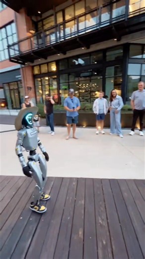 Robot meets a dog #Rizzbot #robot | Rizz-bot