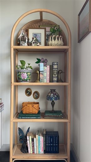 Springtime Shelf Decor Ideas for Cottage Aesthetics