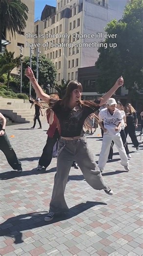 do you think i can fight? #kpoprandomdance #kpopinpublic #randomplaydance #랜덤플레이댄스