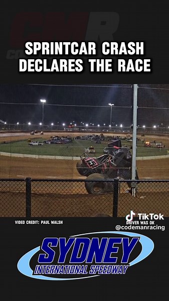 Hugh Crash at Sydney International 410 Sprintcar Race