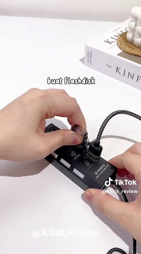 Usb Hub 4 Port usb #usbhub4port #usbhub #tiktokvideoviral #viralditiktok #tiktokshop #fyp #viral #tiktoktrending #tiktokviraltrending #tiktokvideo #kontentiktok