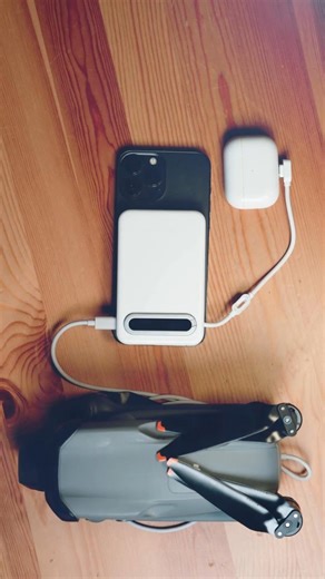 Unbox. Snap. Charge. ⚡📱🧲 #EcoFlowRAPIDMag #PowerBank #Qi2.2 #ItIsRAPID #InAnyCase 👉 Get 5% off code: 25EFSM3C (thru 12/31 PT) 👉 Snap up your RAPID Mag: https://bit.ly/4iBANJn #EcoFlowRAPID #PowerBank #PortableCharger #Qi2.2 #WirelessCharging | EcoFlow