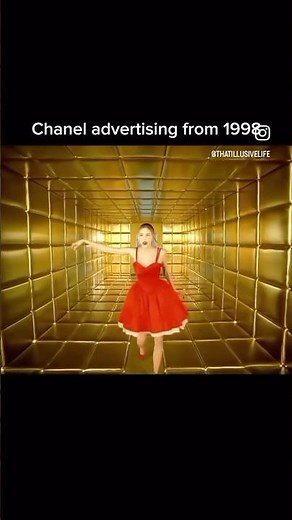 chanel 1998 advertisement by luc besson & estella warren #chanelbag #chanelfragrance #90sfashion