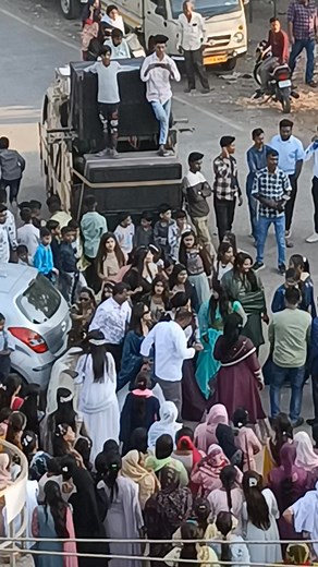 Bhai jyada jyada share kar le kar aaya tha | Sifa Khan