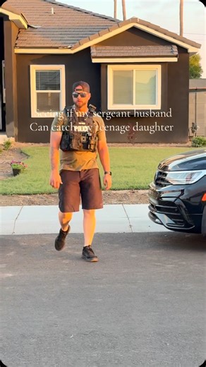 The_renos on Instagram: "Look at her run! She’s a runner, she’s a track star #fyp #trend #trending #viral #viralvideos"