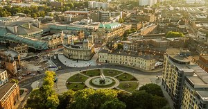 Outrage as MailOnline journalist calls Hull a 'desperate s***hole'