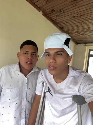 Con el tubo ella quiere — frase viral y búsquedas relacionadas
