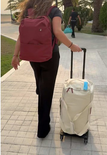 Click the LINK in my BIO to get your JenniBag with free gifts included (@myjennibag) 👈😉 If you tired of squeezing your clothes into your travel bag or dealing with wrinkled clothes on arrival, STOP SCROLLING FIRST ✋ Why you should choose JenniBag for your travel carry-on😌 ✅ No more wrinkles, just ready-to-wear outfits. ✅ Pack for 10 days, plus a full dress EASILY in minutes ✅ Saving you up to $45 on luggage space Wait, does this bag meet the TSA regulation on my airport to bring this bag on p