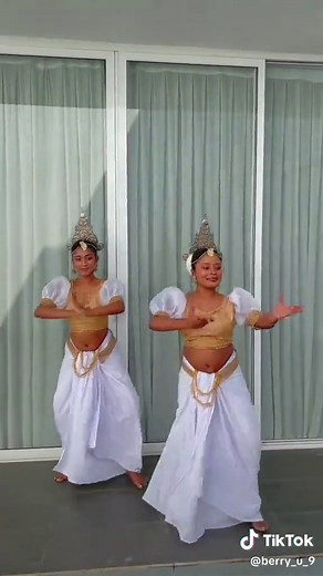 Traditional Udarata Dance Performance from Sri Lanka