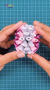 93K views · 1K reactions | Ball Christmas OrnamentsDIY Christmas ToysChristmas Tree Decorations #Christmas #diy #christmasornaments #crafts #ChristmasDecor | Colors Paper | Facebook