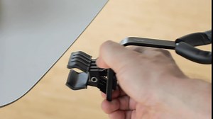 Gator Frameworks Ukulele/Mandolin Hanger Attachment for Microphone Stands (GFW-MICUKE-HNGR)