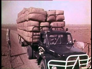 Here is a Magirus Deutz hauling a load of wool to Longreach