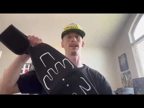 UNBOXING/DEMONSTRATION of this Muscle Stimulator