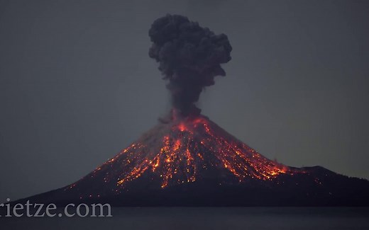 【自然火山】几个真实记录火山爆发的视频