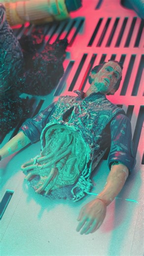 Horror action figures from alien movies #xenomorph #toyphotography #diorama