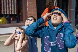 On Sugarloaf Mountain in Maine, it’s dark side of the moon - The Boston Globe