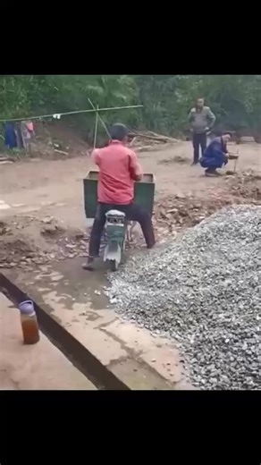 1.8K views · 11 reactions | Homemade tipper motorcycle #tipper #tipperdriver #motorcycle #ingenious_tv #work #homemade #diy #goodideas #dumptruck | Machine Artists | Facebook