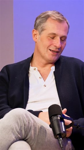 Julien Tellouck | Gaming, Tech et Culture Pop on Instagram: "🎮 Marcus revient sur son dernier Level One. Dans cet extrait du podcast Tant qu’il y a du Wifi, il parle sans filtre de son ressenti, des coulisses et de ce que représente vraiment ce Level One. 🎙️ Le podcast est dispo sur YouTube, Spotify, Deezer, Apple Music, Amazon Music et sur toutes les plateformes de podcasts. #Podcast #JeuxVideo #Gaming #Marcus #fblifestyle"