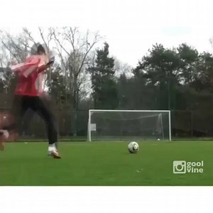 1.4K reactions · 441 shares | Falsonun psikopatları.Dibine vuranlar. #instagood #instadaily #cool #style #skills #futbol #goals #takip #follow | SPORX | Facebook