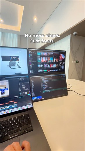 Laptop setup for a tiny desk #laptop