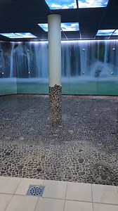 Relaxing Sunday at the Aqua Mundo at Center Parcs Europe Park De Haan. Included in your stay across 28 fabulous resorts. Bookable through MagicBreaks. Where would you head 1st? Jacuzzi, water slides or the wave pool? ##centerparcseurope #parkdehaan #MagicBreaks #Belgium | MagicBreaks