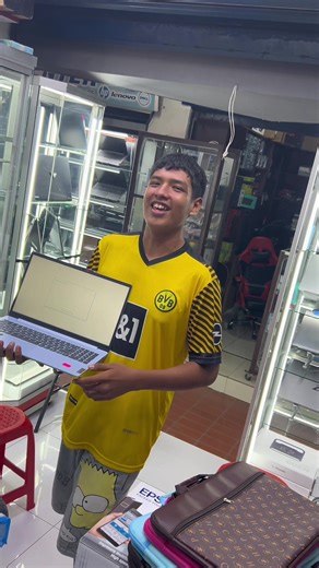 💫Te invitamos a pasar por la tienda , en el comercial chiriguano pasillo 6 local 607 😊😊😊 #promociones #OfertasLaptop #abril #Tecnologia #departamentos