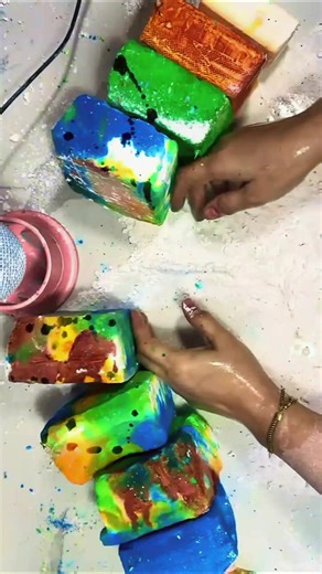 The Relaxing Sounds of Chalk Crushing ASMR