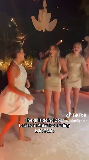 this is EVERYTHING omg #jojosiwa #dancemoms #bossladies #itsjojosiwa #kalanihilliker