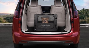 2021 Chrysler Pacifica Gets Mopar Accessories, Including A Collapsible Pet Kennel | Carscoops