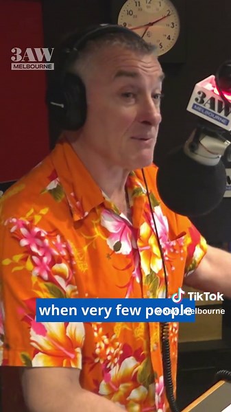 Tom Elliott Reacts to New Right to Disconnect Laws in Australia